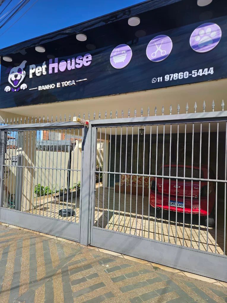 Fachada da Pet House Sacomã, na Rua Budapeste